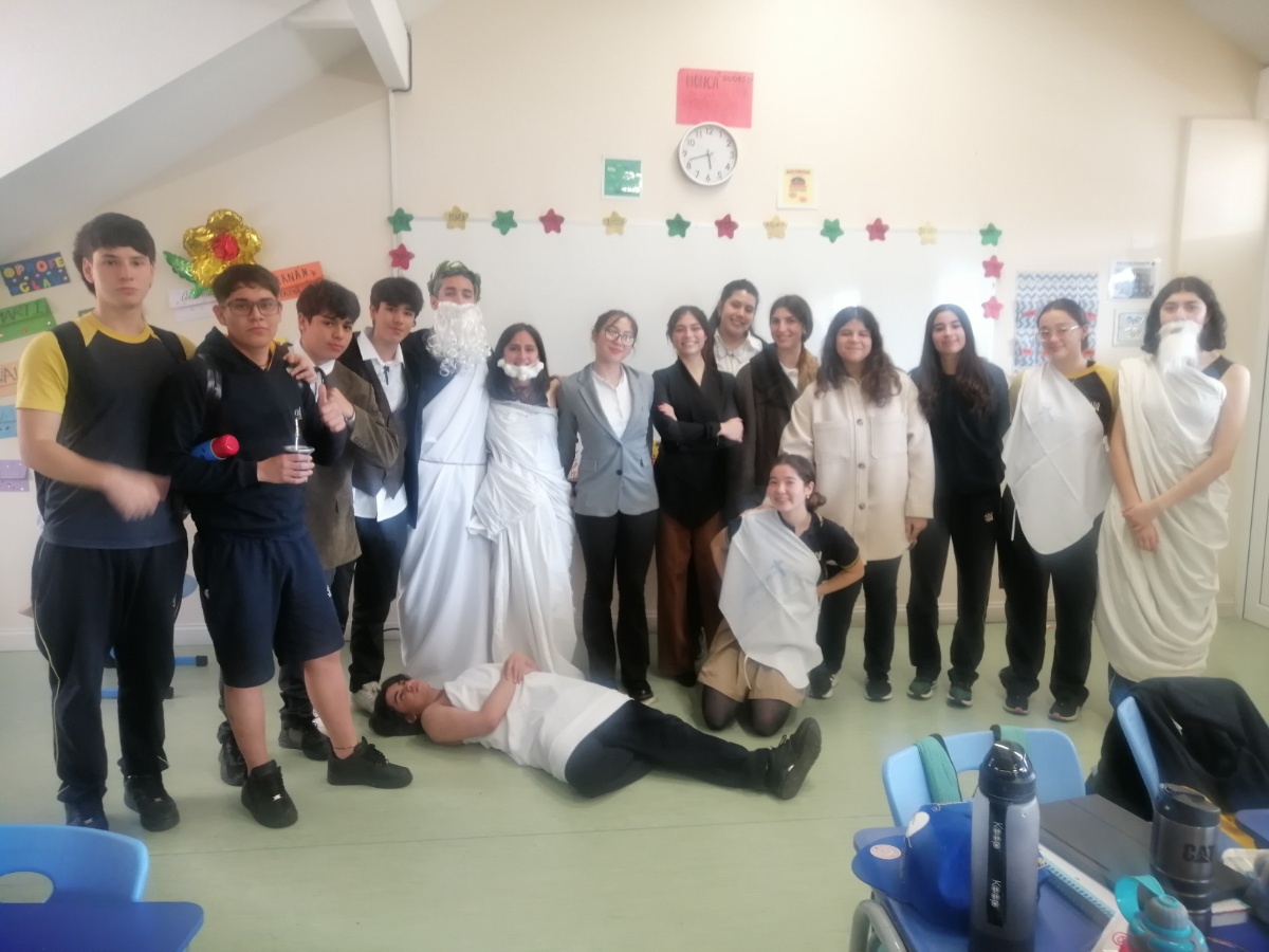 Estudiantes en café filosófico